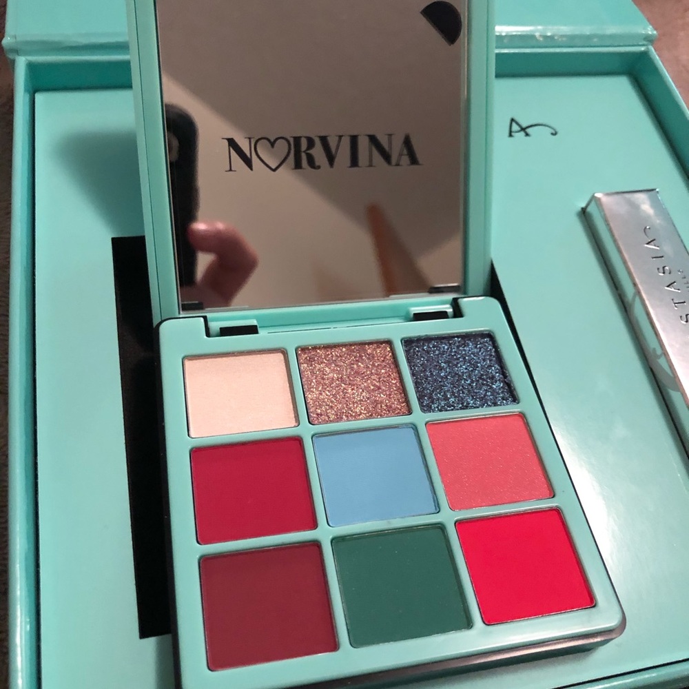 Anastasia Beverly Hills Norvina collection palette